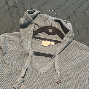 Cyrus V-Neck hoodie
